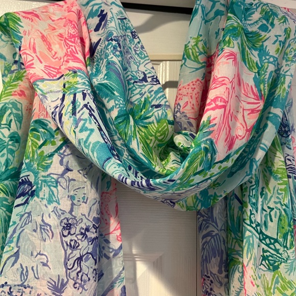 Lilly Pulitzer Multicolor Tropical Scarf 100% Polyester Fabric - Picture 11 of 11